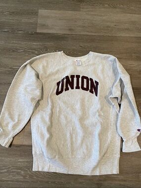 Vintage Champion Light Gray Crewneck Sweatshirt with Maroon UNION made in USA